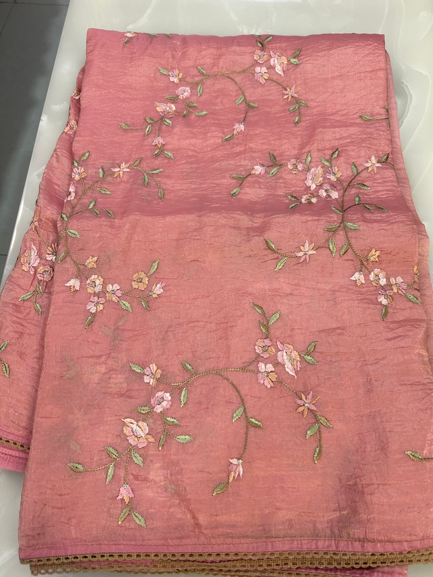 Peach Pink Crushed Organza Saree embroidery all over body with blouse piece SCO152