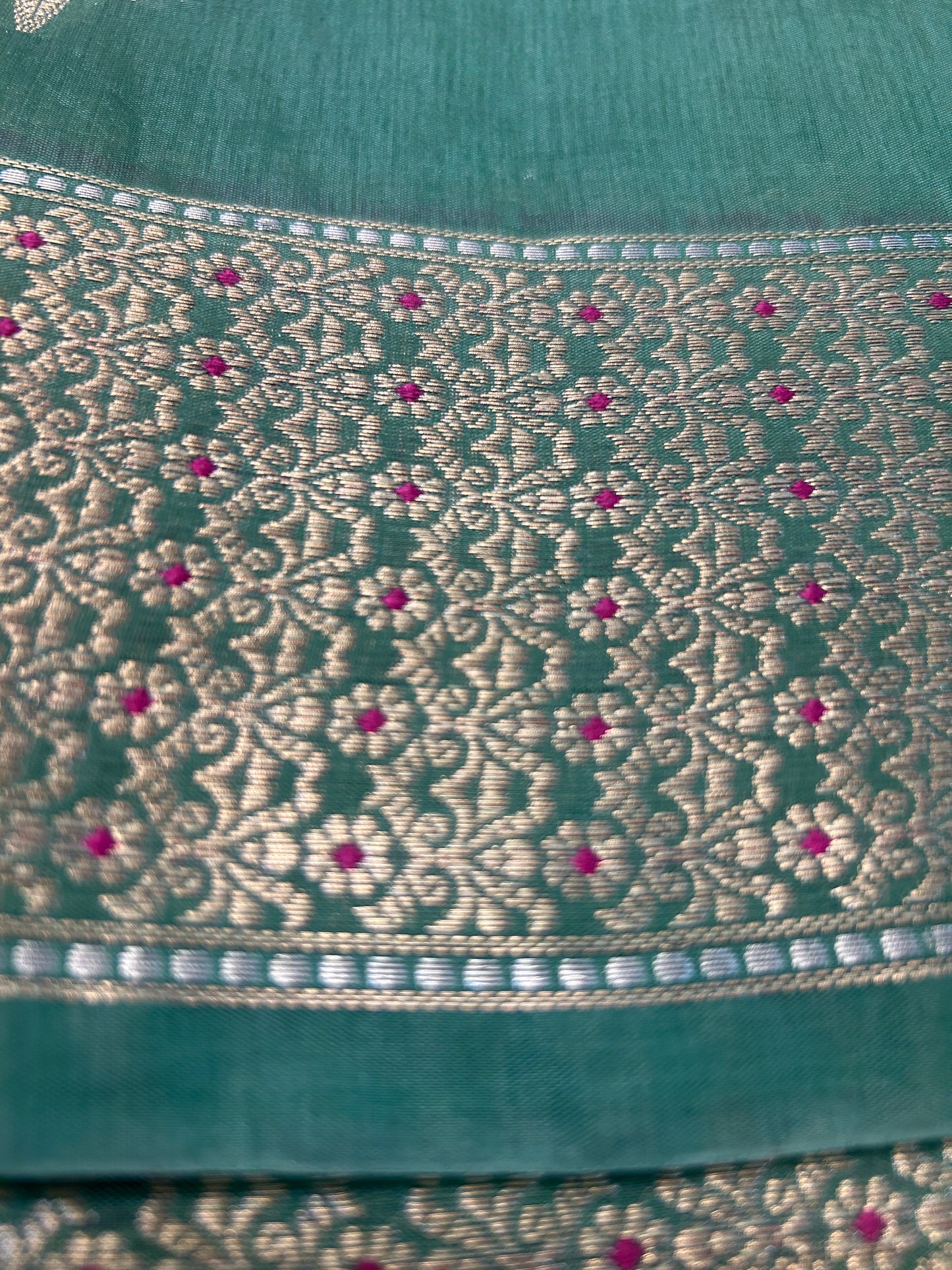 Pastel green color Dupion Silk Handloom Banarasi Saree