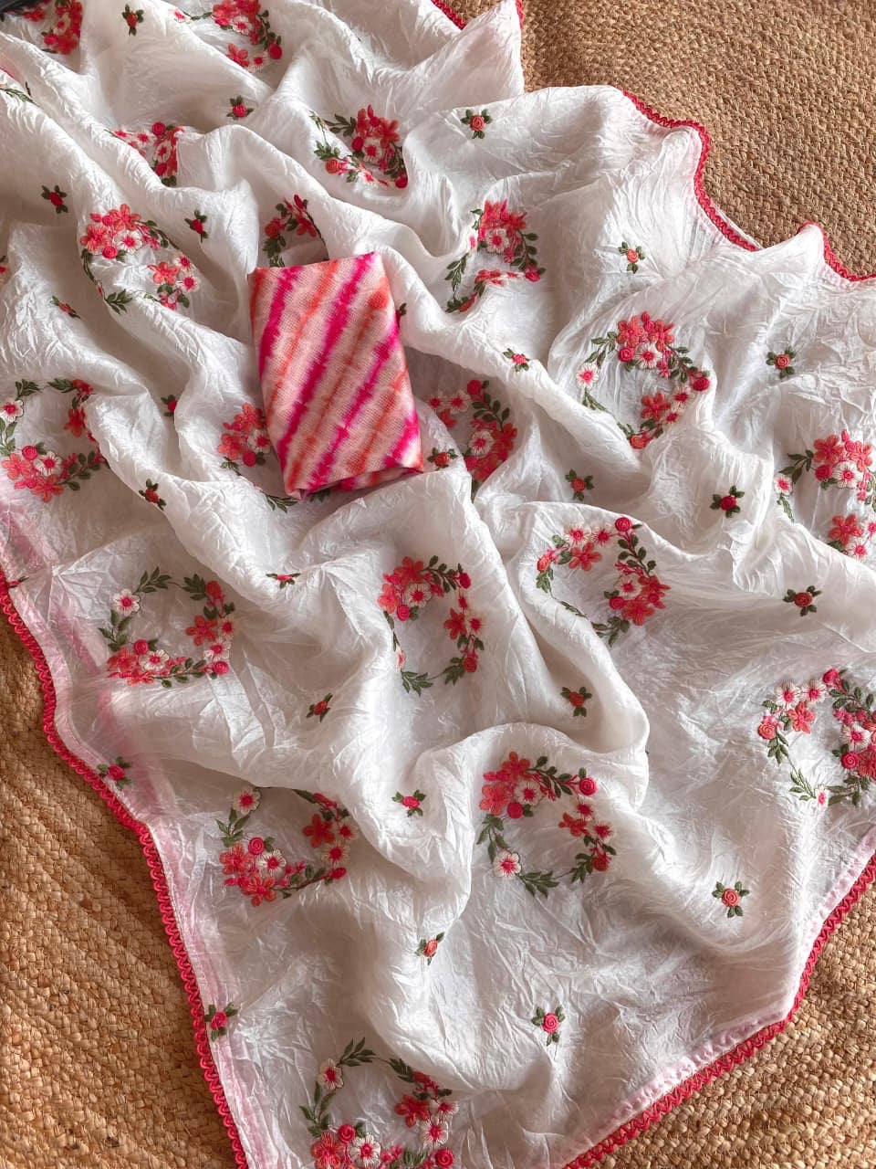 Elegant Off white Paper Crush Organza Saree with Floral Wreath Embroidery & Contrast Blouse – Christmas Edition