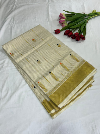 Kerala cotton saree with golden stripes all through the body with kasavu pallu  SMC238