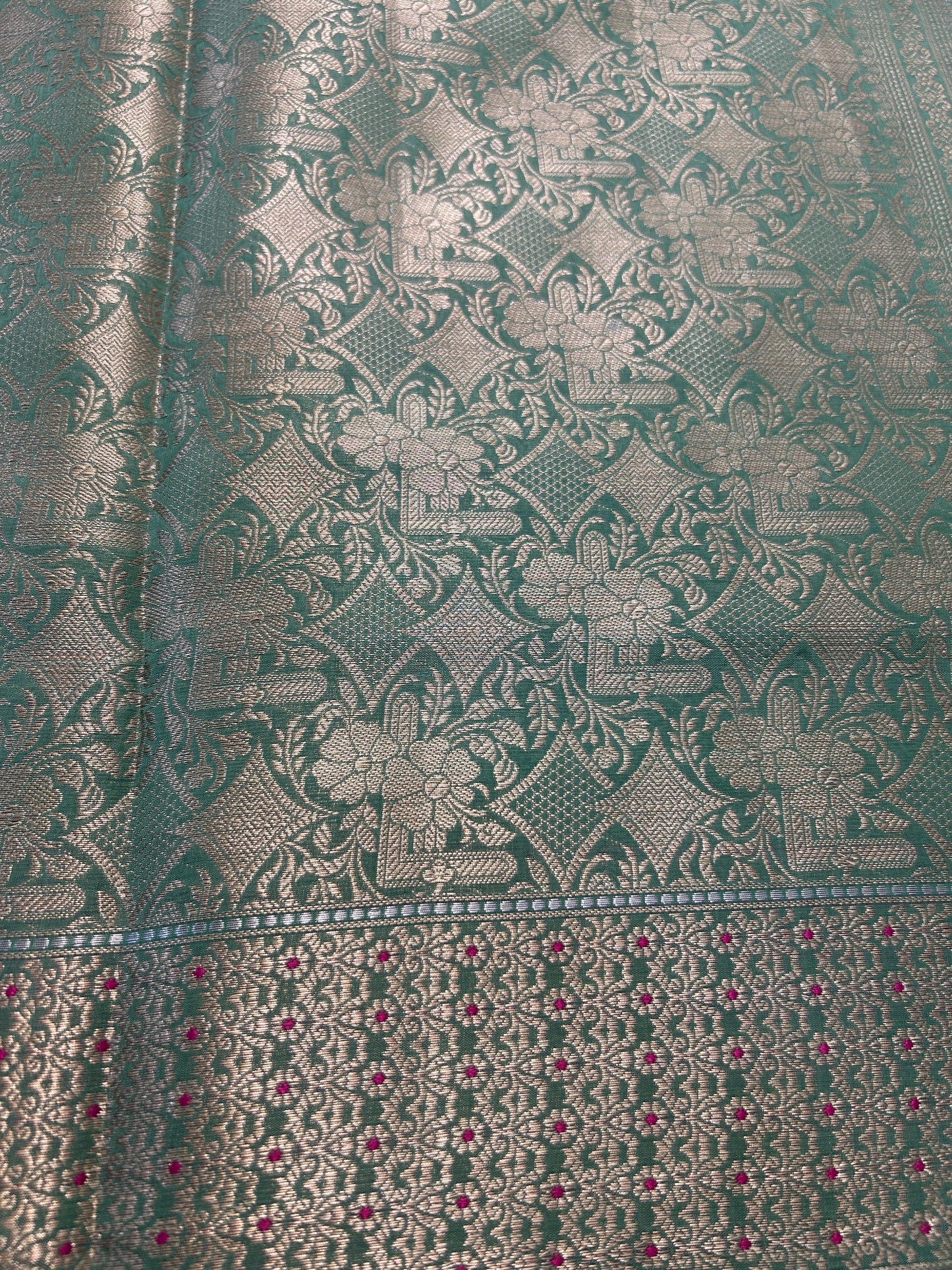 Pastel green color Dupion Silk Handloom Banarasi Saree