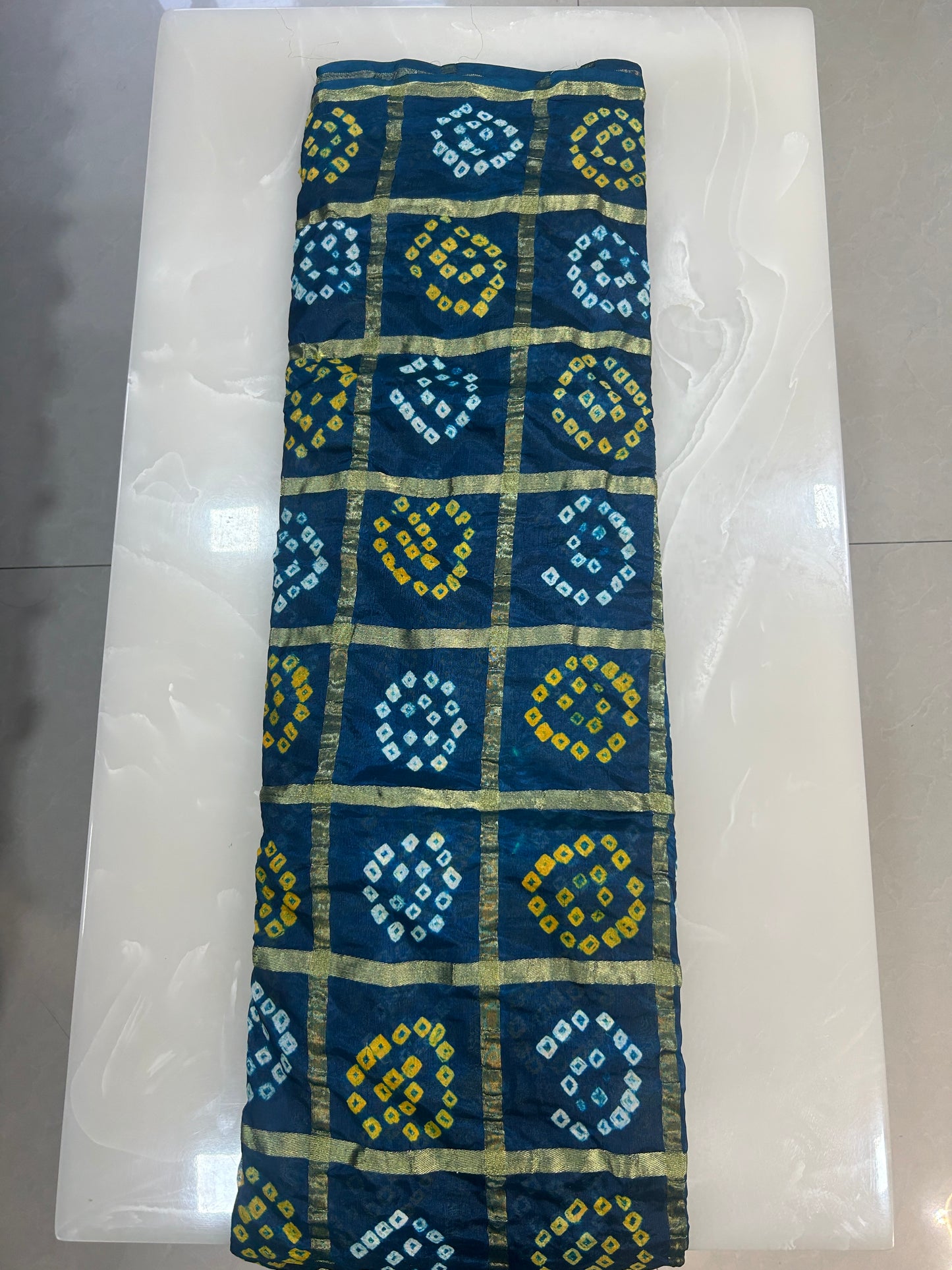 Bandej saree with zari weaves with plain blouse piece SB215