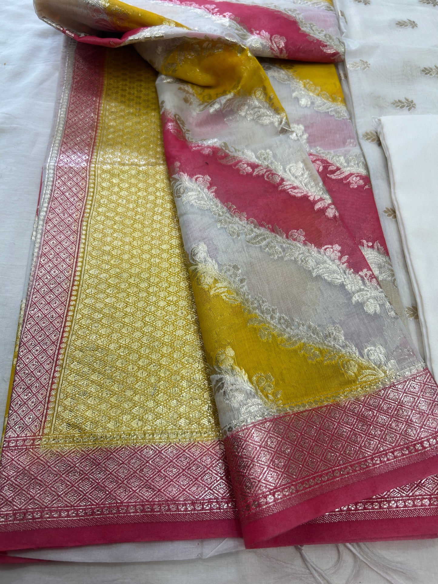 White and Pink golden butti banarasi 3 piece set with diagonal striped dupatta