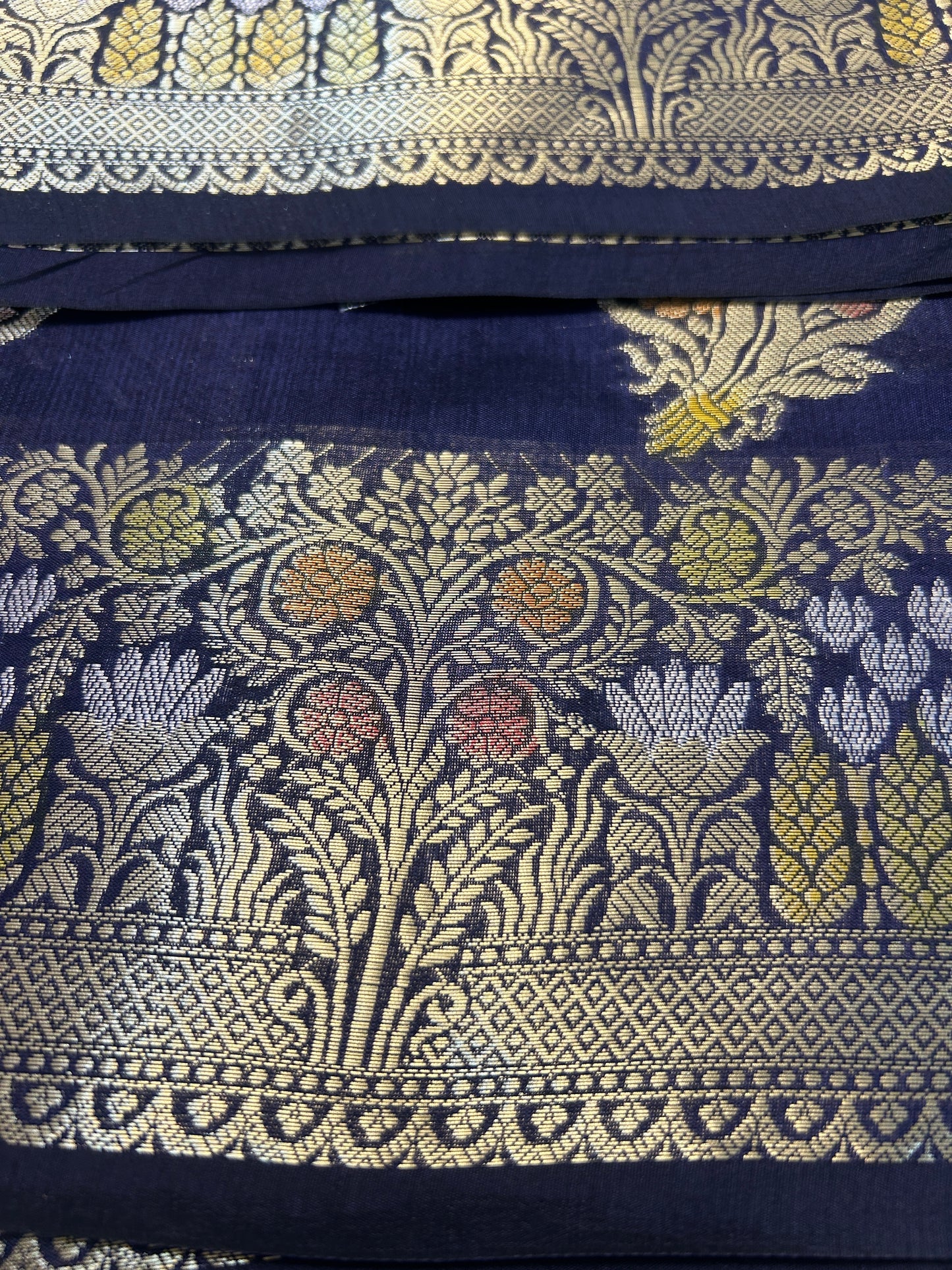 Navy Blue color Dupion Silk Handloom Banarasi Saree