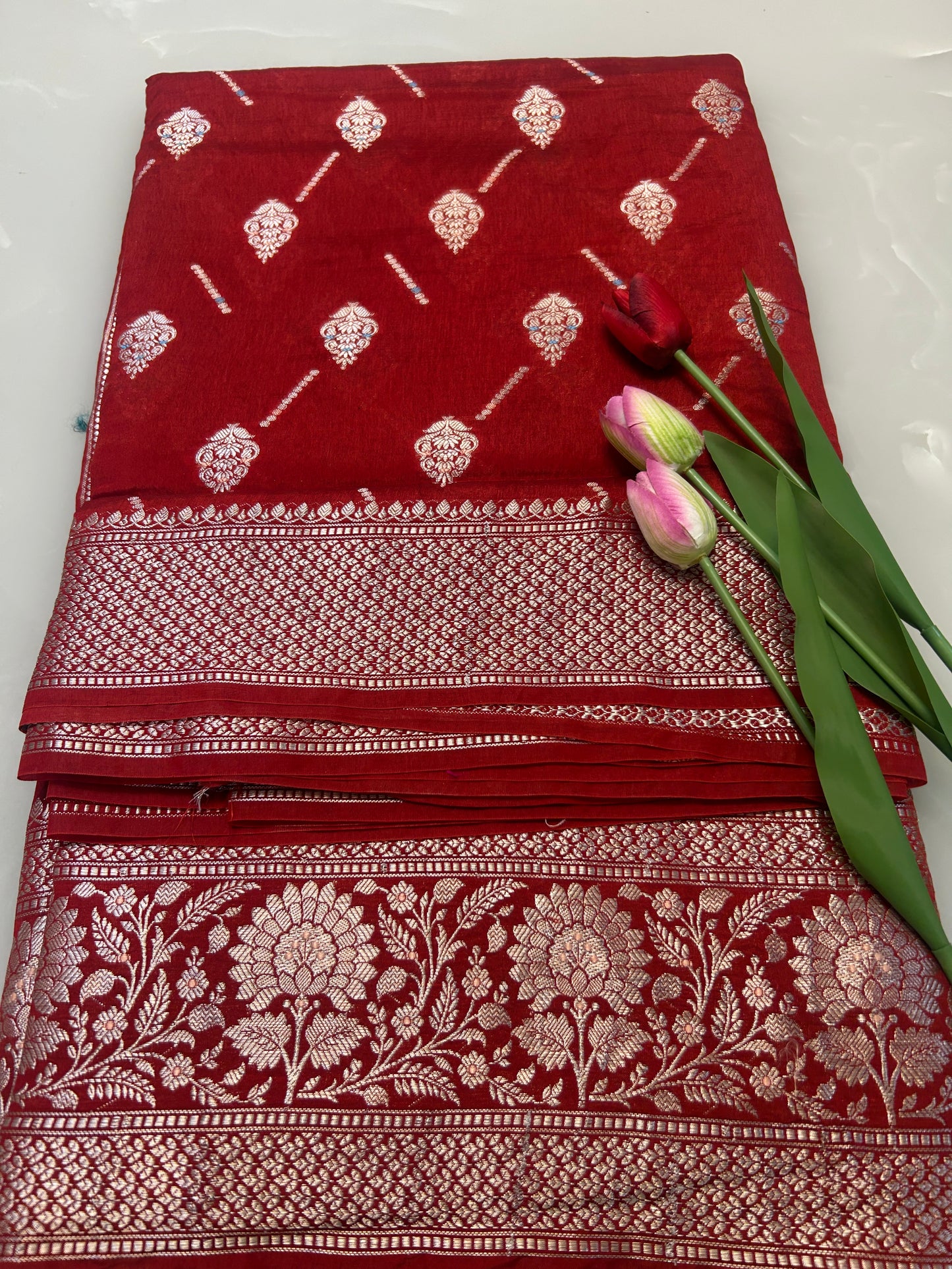 Red color Dupion Silk Handloom Banarasi Saree