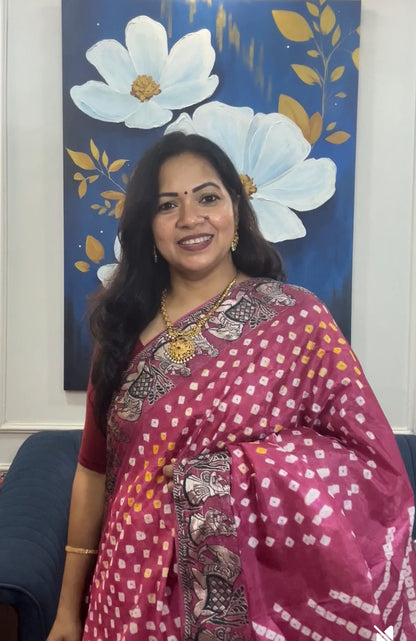 Pinkish Magenta color Bandini saree with woven figure motifs all over the borders with plain blouse piece SB206