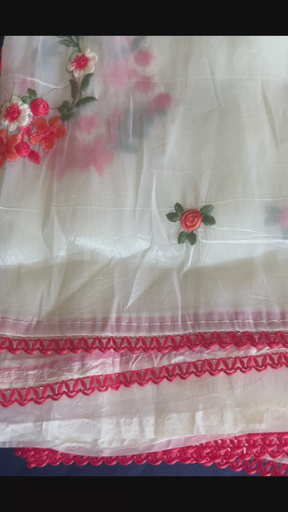 Elegant Off white Paper Crush Organza Saree with Floral Wreath Embroidery & Contrast Blouse – Christmas Edition